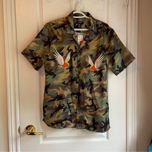 BNWT Forever 21 Camouflage Button Up